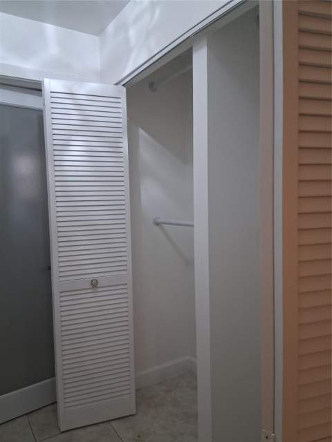 9800 Sunrise Lakes Boulevard #109, Sunrise FL - photo 7 of 21