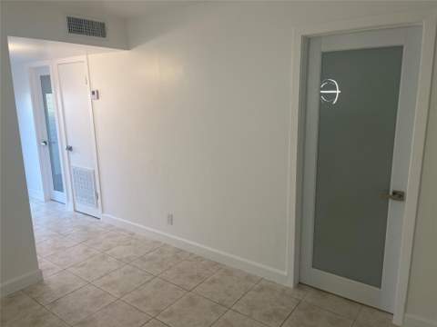 9800 Sunrise Lakes Boulevard #109, Sunrise FL - photo 19 of 21