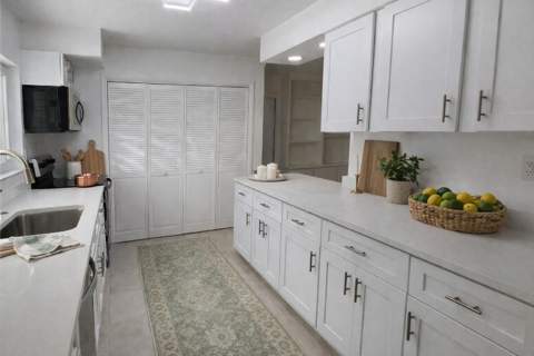 1715 York Court, Fort Pierce FL - photo 20 of 36