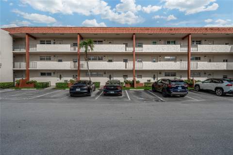 700 S Hollybrook Drive #304, Pembroke Pines FL - photo 20 of 57