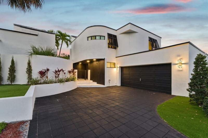 4 bedroom Single Family Residence at 2651 NE 22nd Court, Hillsboro Harbor Unit, Pompano Beach — photo 2