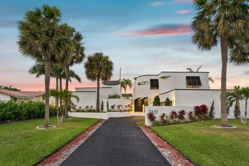 4 bedroom Single Family Residence at 2651 NE 22nd Court, Hillsboro Harbor Unit, Pompano Beach — photo 3
