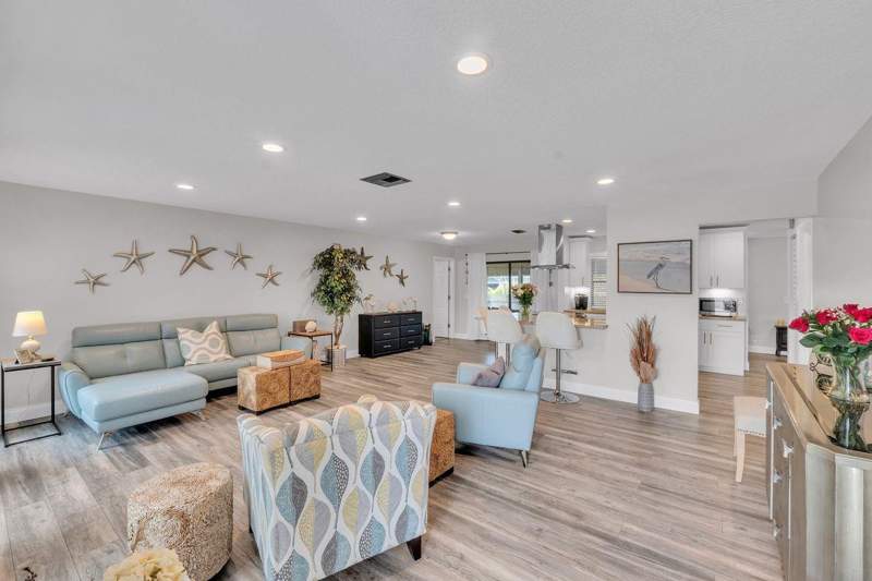 2 bedroom Single Family Residence at 14677 Shadow Wood Lane, Coco Wood Lakes Sec 01, Delray Beach — photo 3