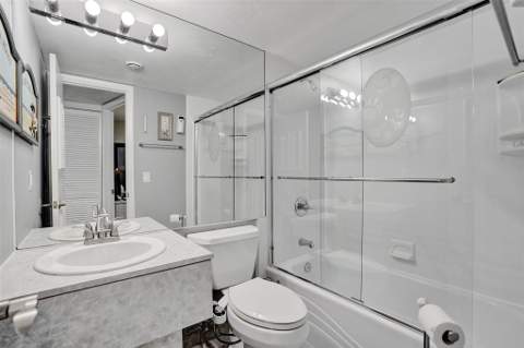 1391 S Ocean Boulevard #309, Pompano Beach FL - photo 19 of 52
