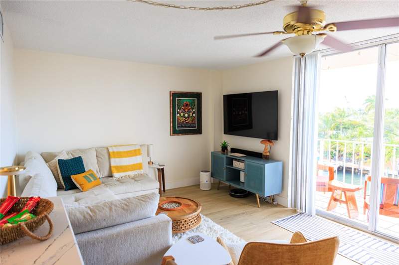 1 bedroom Condominium at 1777 SE 15th Street #404, Cromwell East, Fort Lauderdale — photo 2