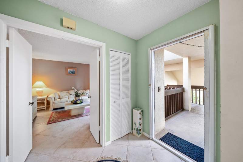 2 bedroom Condominium at 5306 Cedar Lake Drive #203, Cedar Point North, Boynton Beach — photo 4