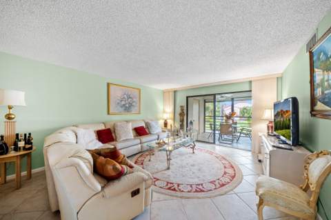 5306 Cedar Lake Drive #203, Boynton Beach FL - photo 14 of 57