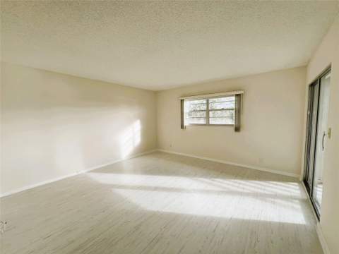 3303 Aruba Way #E-4, Coconut Creek FL - photo 7 of 44
