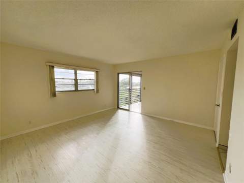 3303 Aruba Way #E-4, Coconut Creek FL - photo 12 of 44