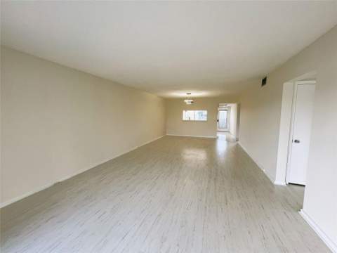 3303 Aruba Way #E-4, Coconut Creek FL - photo 15 of 44