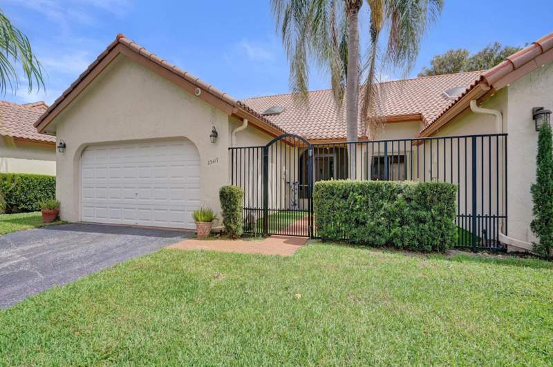 3 bedroom Townhouse at 23417 Water Circle, Waterside at Boca Trail, Boca Raton — photo 2