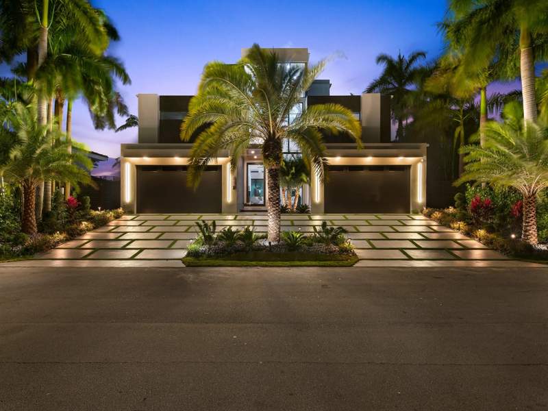 6 bedroom Single Family Residence at 111 Fiesta Way, Nurmi Isles Island No 3, Fort Lauderdale — photo 3