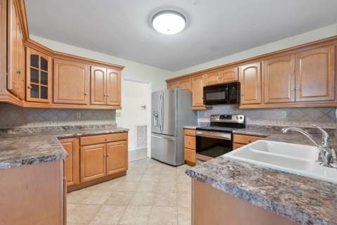 1431 S Ocean Boulevard #87, Lauderdale-By-The-Sea FL - photo 15 of 47