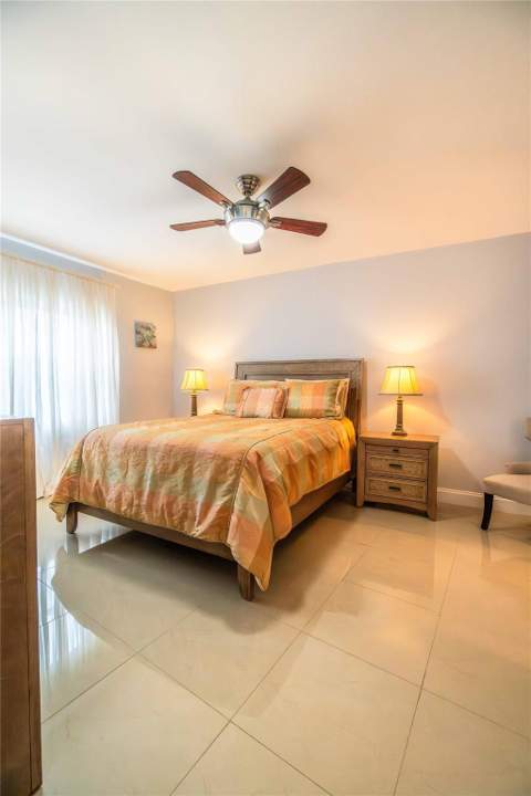 300 Diplomat Parkway #309, Hallandale Beach FL - photo 14 of 25