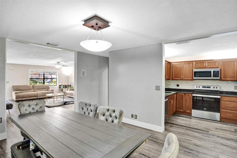 2 bedroom Townhouse at 869 NW 47th Street, Villager Townhomes, Deerfield Beach — photo 3