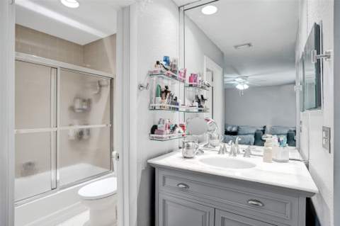 869 NW 47th Street, Deerfield Beach FL - photo 18 of 22