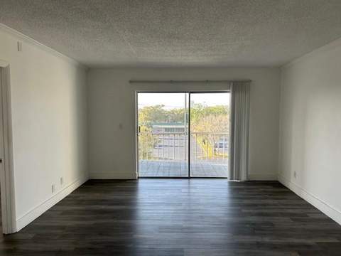 1000 Country Club Drive #403, Margate FL - photo 14 of 45