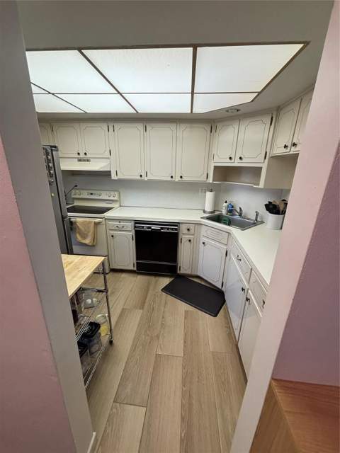 900 SW 12th Street #202, Fort Lauderdale FL - photo 10 of 27