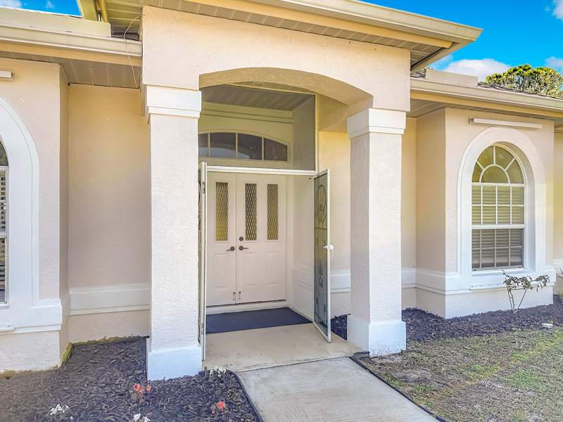 3 bedroom Single Family Residence at 2342 SE Grand Drive, Pt St Lucie , Port St. Lucie — photo 3