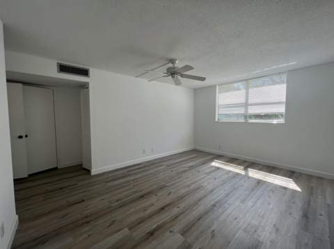 6161 NW 2nd Avenue #114, Boca Raton FL - photo 7 of 23