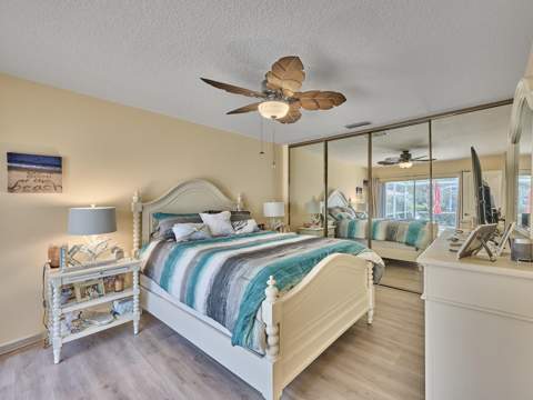 2903 Pin Oak Court, Palm Beach Gardens FL - photo 16 of 60