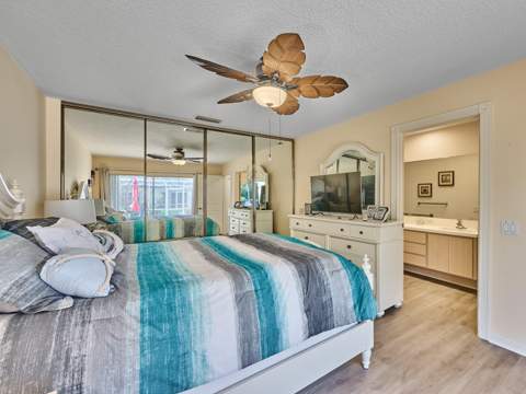 2903 Pin Oak Court, Palm Beach Gardens FL - photo 17 of 60