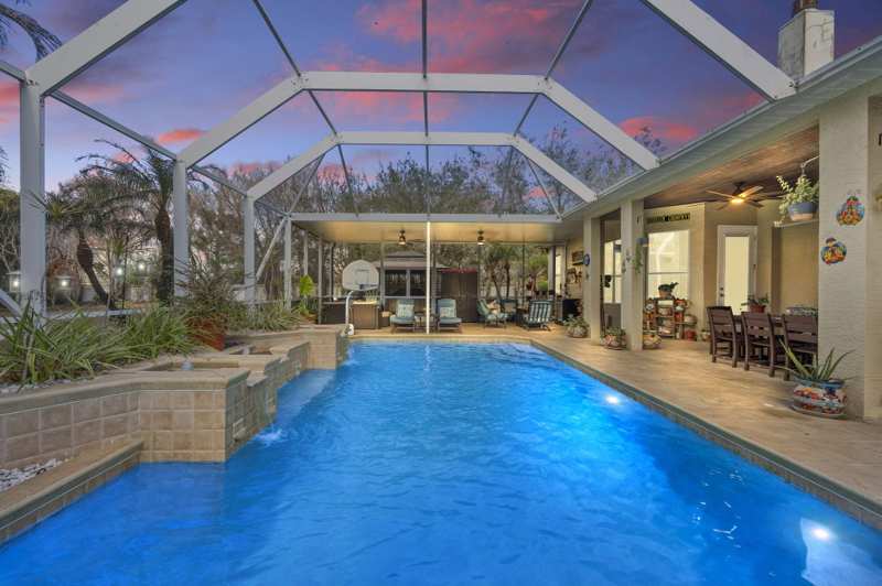 5 bedroom Single Family Residence at 2704 Serenity Circle, Palm Lake Gardens, Fort Pierce — photo 1
