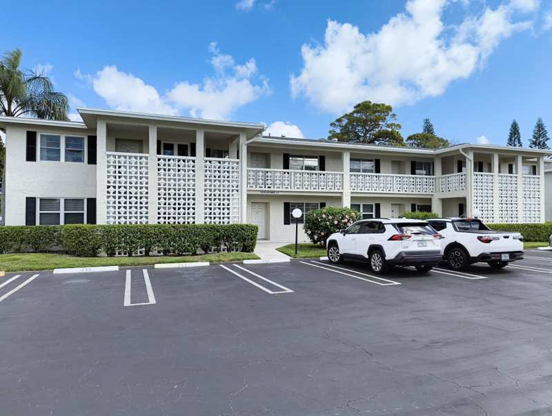 2 bedroom Condominium at 1020 Silk Oak Terrace #102, Pines Of Delray Condo, Delray Beach — photo 1