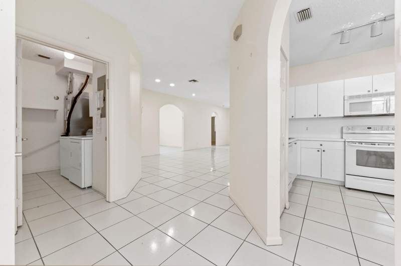 3 bedroom Condominium at 7874 Laina Lane #1, Grove Village, Boynton Beach — photo 4