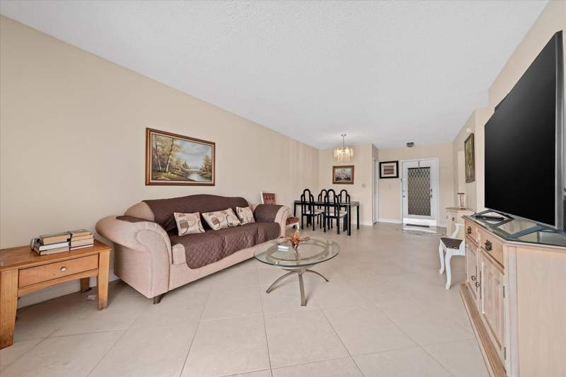 1 bedroom Condominium at 3201 NE 14th Street Causeway #209, Leisure Shore, Pompano Beach — photo 5