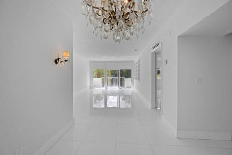 401 Peruvian Avenue #2010, Palm Beach FL - photo 23 of 39