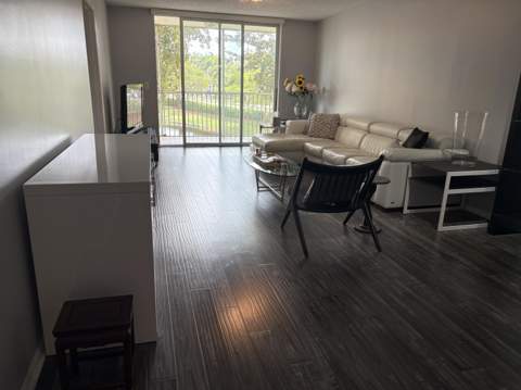 7763 Southampton Terrace #312, Tamarac FL - photo 8 of 27
