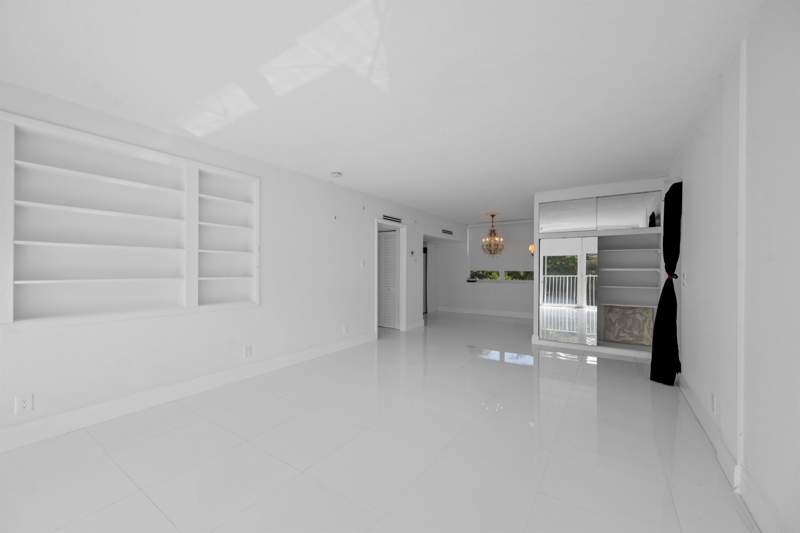 1 bedroom Condominium at 401 Peruvian Avenue #2010, Peruvian Terrace Condo, Palm Beach — photo 4
