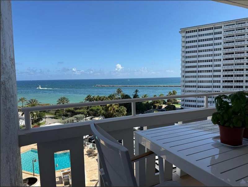 1 bedroom Condominium at 2000 S Ocean Drive #804, Everglades House Condo, Fort Lauderdale — photo 1
