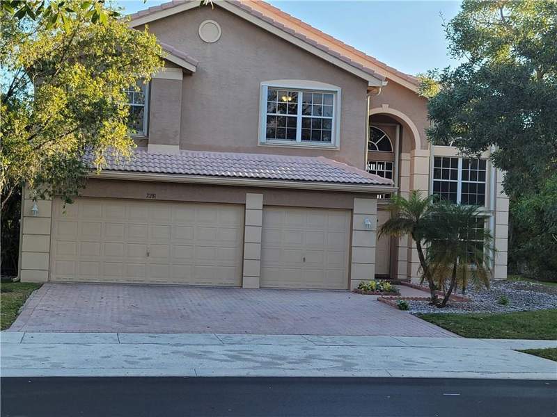 5 bedroom Single Family Residence at 2281 SW 164th Avenue, Silver Shores (Parcels H Thru I), Miramar — photo 3