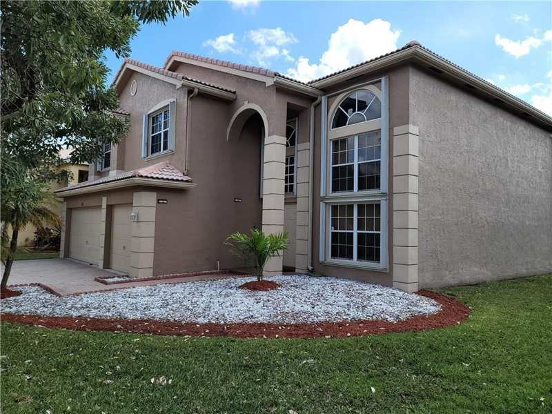5 bedroom Single Family Residence at 2281 SW 164th Avenue, Silver Shores (Parcels H Thru I), Miramar — photo 1