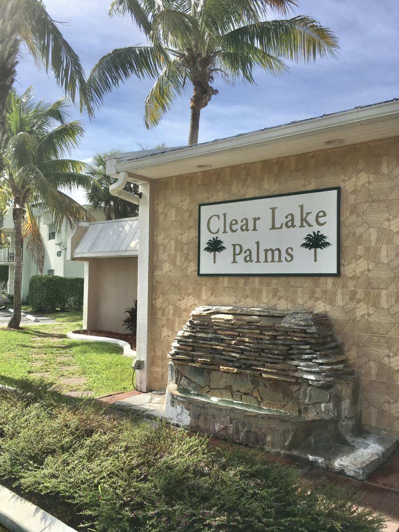 2 bedroom Condominium at 409 Executive Center Drive #208, Clear Lake Palms Condominium, West Palm Beach — photo 1