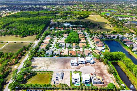 16725 Mosaic Place, Delray Beach FL - photo 13 of 39