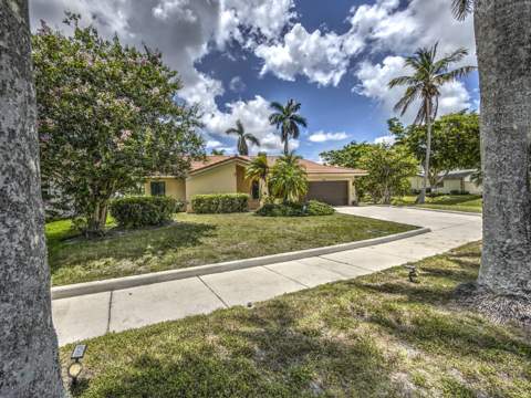 7625 Sunflower Drive, Margate FL - photo 6 of 48