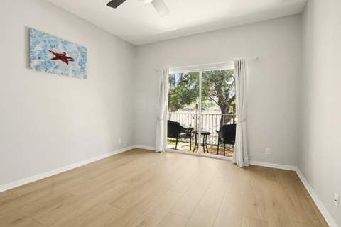 110 Lighthouse Circle #H, Tequesta FL - photo 17 of 40