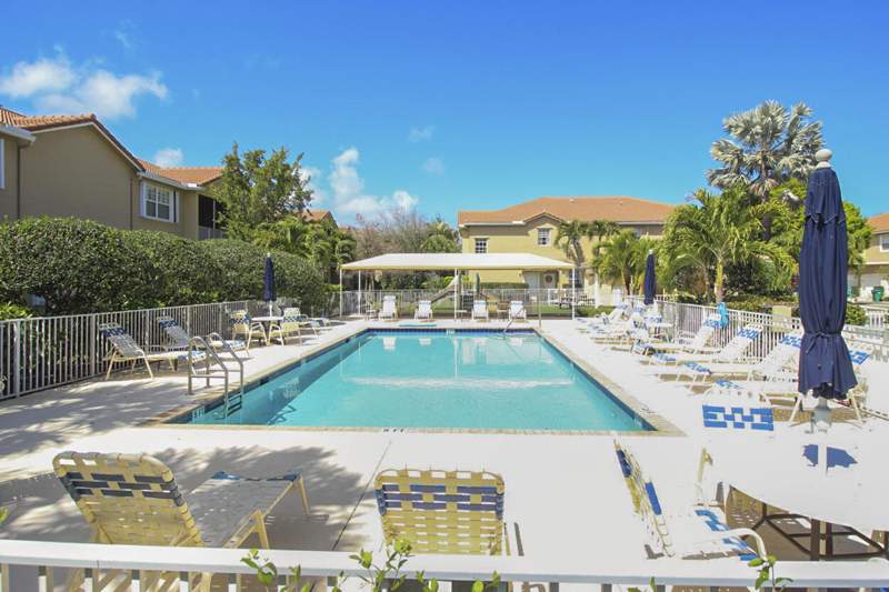 3 bedroom Condominium at 110 Lighthouse Circle #H, Tequesta Trace Condo, Tequesta — photo 4