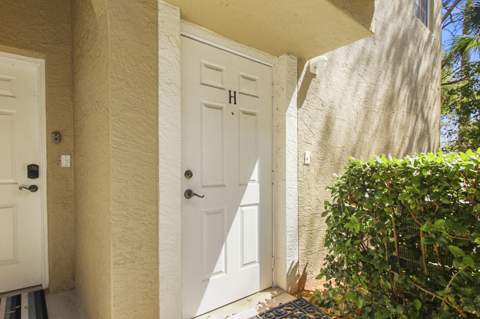 110 Lighthouse Circle #H, Tequesta FL - photo 15 of 40