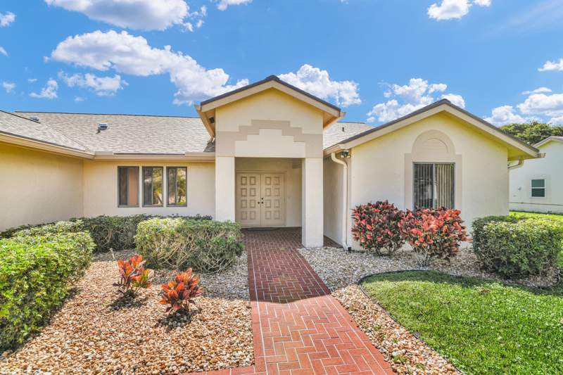 2 bedroom Single Family Residence at 2660 Riviera Drive, Rainberry Estates, Delray Beach — photo 2