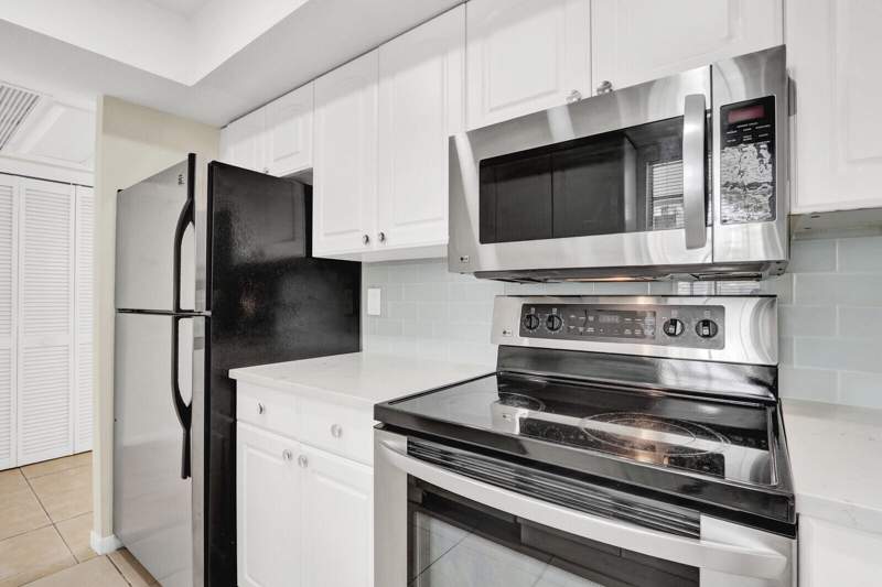 2 bedroom Condominium at 10249 N Military Trail #Apt 201, Palm Garden Apts Condo, Palm Beach Gardens — photo 4