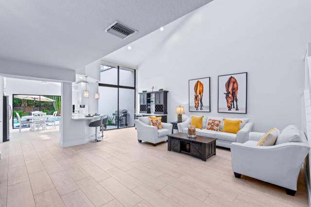 2442 Windsor Way Court