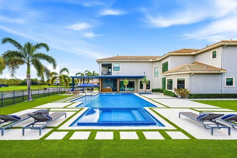 8 bedroom Single Family Residence at 16722 Cannes Street, Seven Bridges, Delray Beach — photo 2