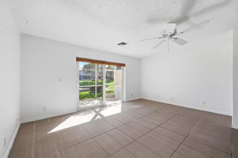 314 Timberwalk Trail, Jupiter FL - photo 8 of 37