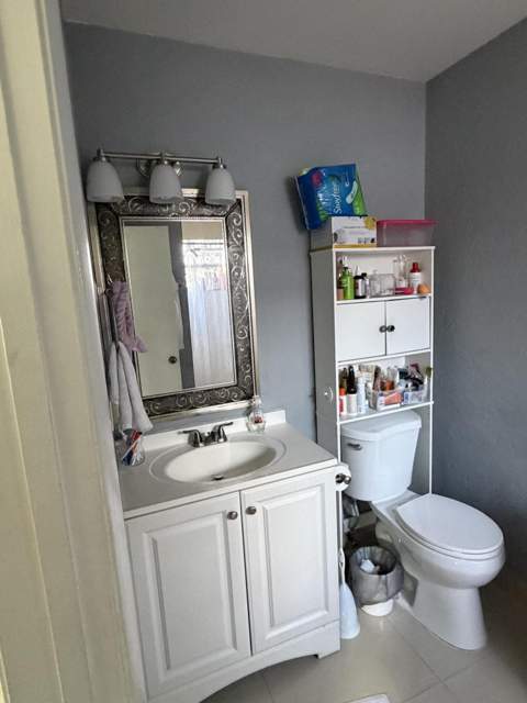 420 NW 7th Terrace, Pompano Beach FL - photo 10 of 33