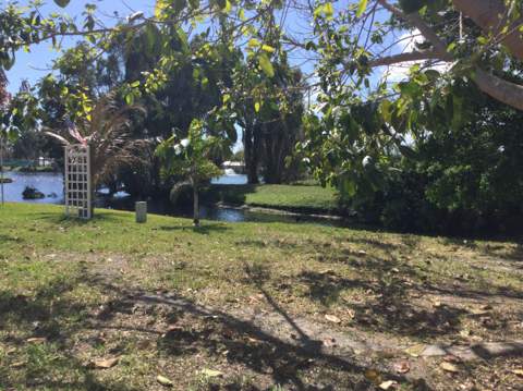 24 Golf Drive, Port St. Lucie FL - photo 6 of 23