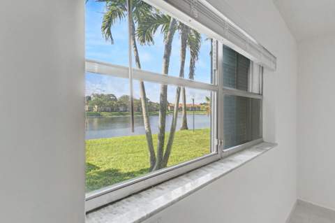 437 SW Natura Avenue #F, Deerfield Beach FL - photo 13 of 26